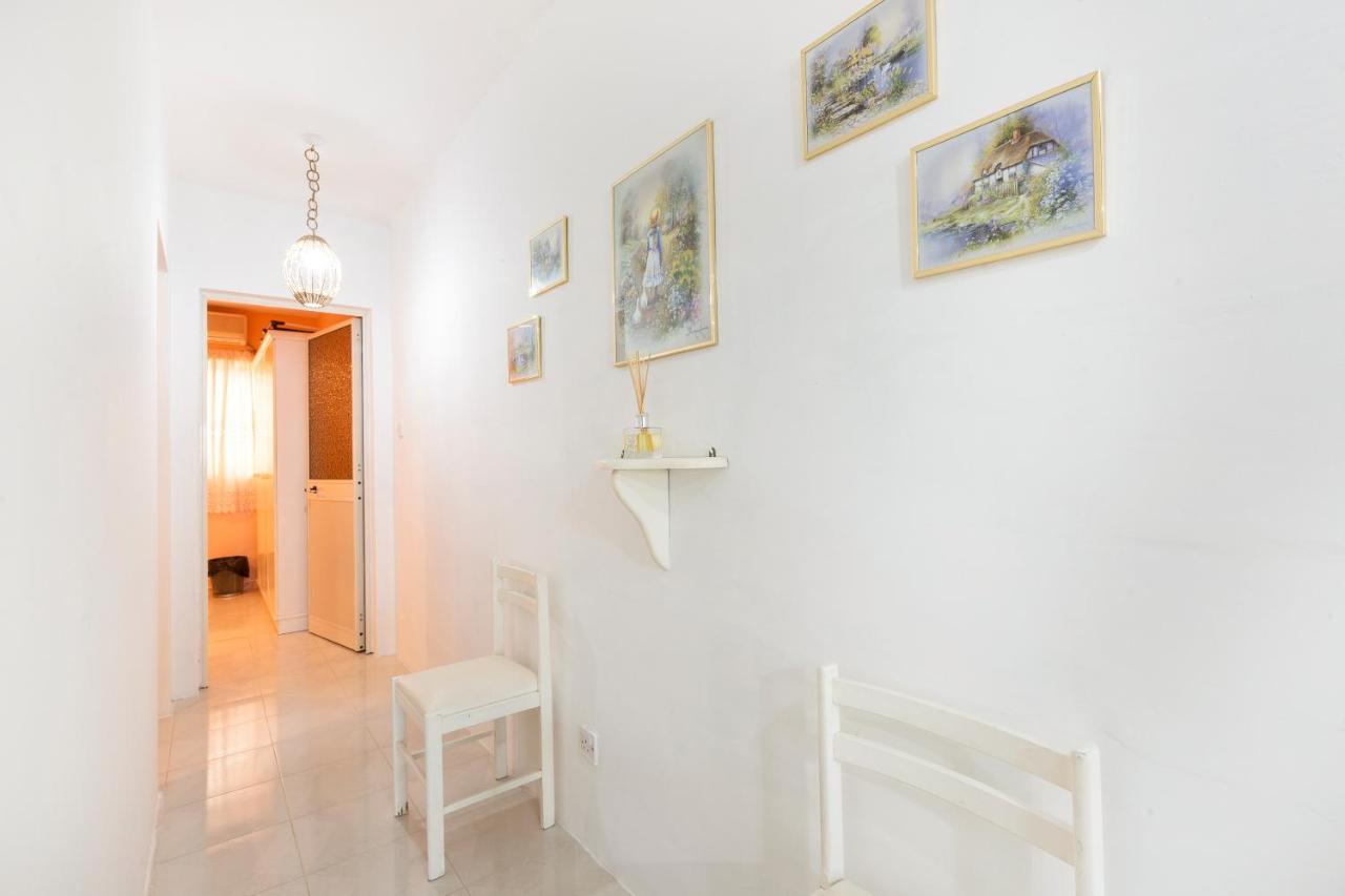 Ne1 - Lovely 2 Bedroom Apartment. Perfect Location Mellieħa Eksteriør billede
